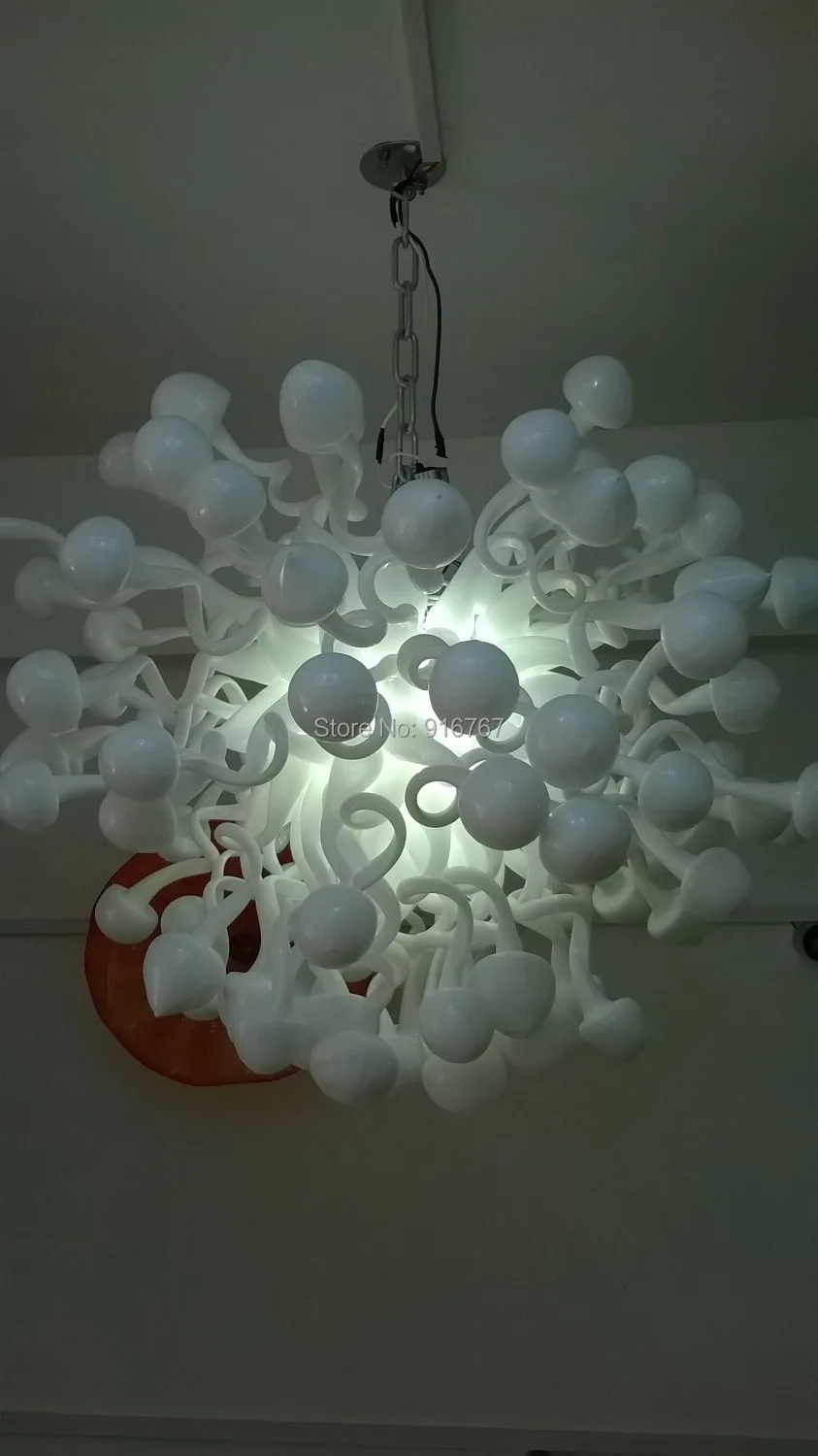 Bezmaksas Piegāde Balto Krāsu LED gaismas Mūsdienu Mākslas Stikla Lustras Lampas Attēls 1