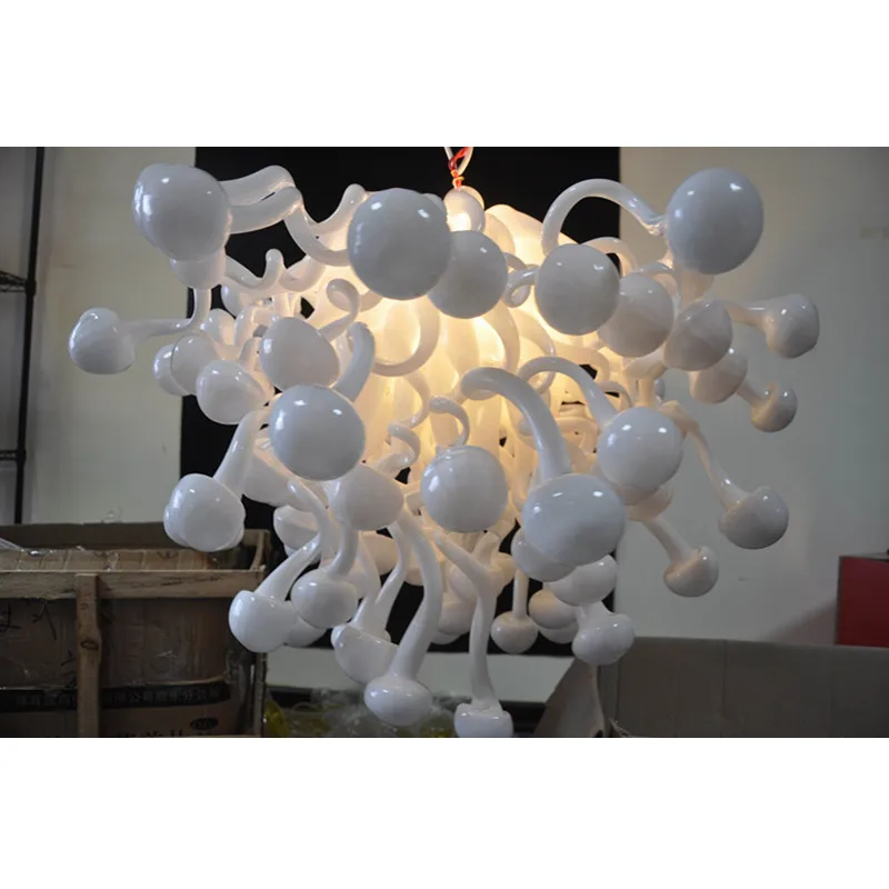 Bezmaksas Piegāde Balto Krāsu LED gaismas Mūsdienu Mākslas Stikla Lustras Lampas Attēls 2