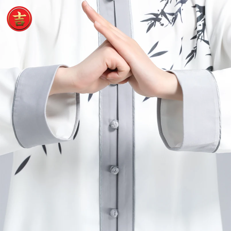 Jaunas Tai Chi Vienotu Sieviete Ķīniešu Tradicionālajā Tērpā Grupas Sniegumu ar garām Piedurknēm Bambusa Trīs gabals Tai Chi Kung Fu Vienotu Attēls 2