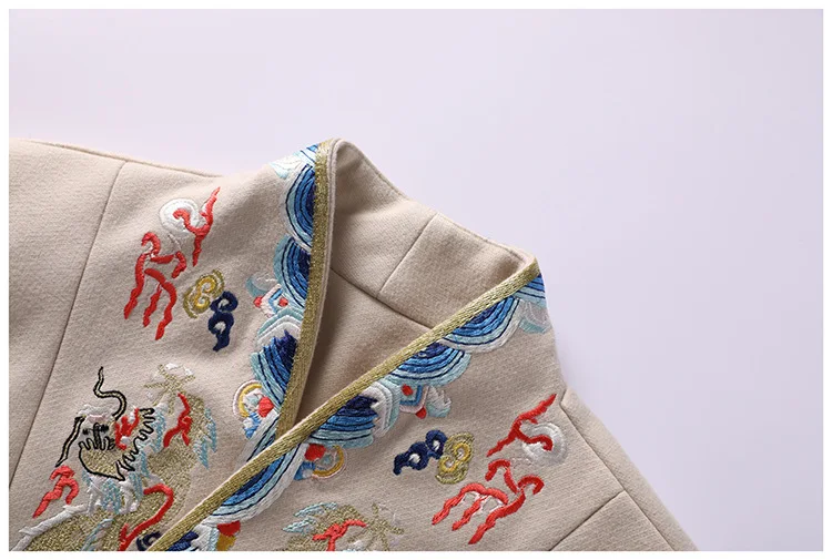 Jaunas ziemas Ķīnas retro stila elegants ziedu izšūti ilgi sadaļā liela izmēra vilnas jaka sievietēm Attēls 1