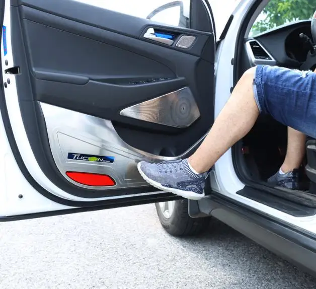 Par Hyundai Tucson-2020 nerūsējošā tērauda automašīnas durvis Anti-kick valdes Anti-scratch aizsardzības apdares auto piederumi Attēls 1