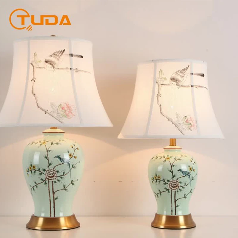 TUDA Jaunu Ķīniešu Keramikas Galda Lampas Guļamistabas Gultas Dzīvojamā Istaba Studiju Amerikāņu Apdare Ziedu un Putnu Galda Lampa, ES Plug Attēls 4