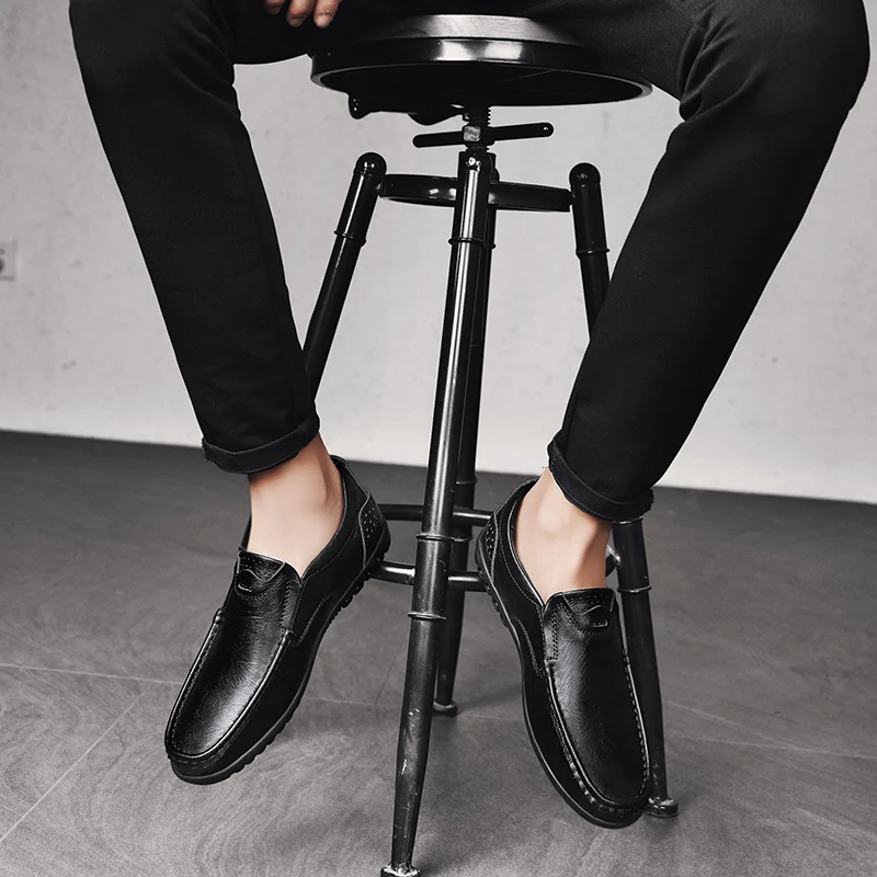 Vīriešu ikdienas ādas apavi ikdienas formālu gadījumos valkāt āra braukšanas neslīdoša Kopums kājām vīriešu ādas kurpes Attēls 3