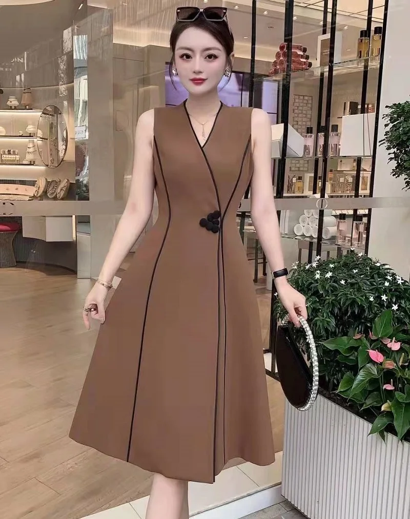 XXL Veste Kleita 2022. Gada Pavasara Modes Stils Sievietes, V-veida Kakla Vintage Pogu Deco Vidum Teļš Garums Haki Melna Gadījuma Kleita Tērpiem Dāma Attēls 5