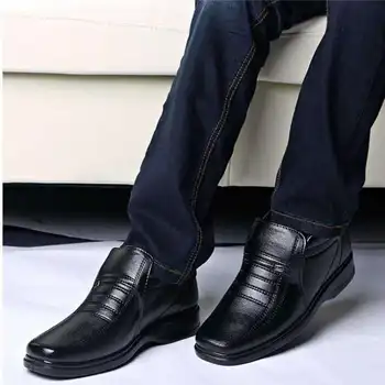 3177 jaunu vīriešu īstas ādas kurpes apaļa galva mīksta grunts mīkstas virsmas, anti-skid viena tēva kurpju dizaineru kurpes vīriešiem pirkt \ Vīriešu Kurpes ~ www.xenydancestudio.lv 11