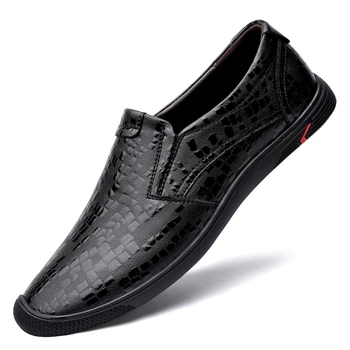 Jauns vīrietis āra apavi ādas ikdienas apavi vīriešu modes elpojošs acs čības vīriešu ir 2021. classic comfy viegls vīriešiem kurpes pirkt \ Vīriešu Kurpes ~ www.xenydancestudio.lv 11