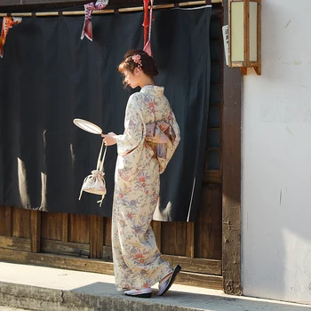 Sieviešu Tradicionālo Japāņu Kimono Japānas Stila Ziedu Izdrukas Classic Yukata Cosplay Kleitu, kas Veic Valkāt Peldmētelis 1