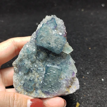 122.7 gNatural green blue fluorite un kvarca minerālu paraugu aura dziedināšanas oriģinālās akmens mācību sākuma apdare kolekcija 1