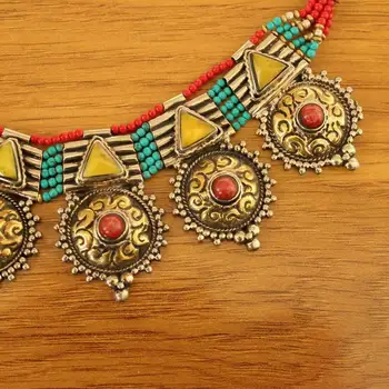 Nk246 Nepāla, Indija Rotaslietas, Etniskā Mini Turquoises Krelles Multi Misiņa Šarmu Daļa Modes Kaklarota Sievieti 1