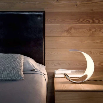 Nordic Art Deco LED Galda Lampas Modernās viesistabas Mācību Telpa, Deskt Lampas Guļamistabas Dekoru Gultas Smart Dimming Touch Galda Lampas 2