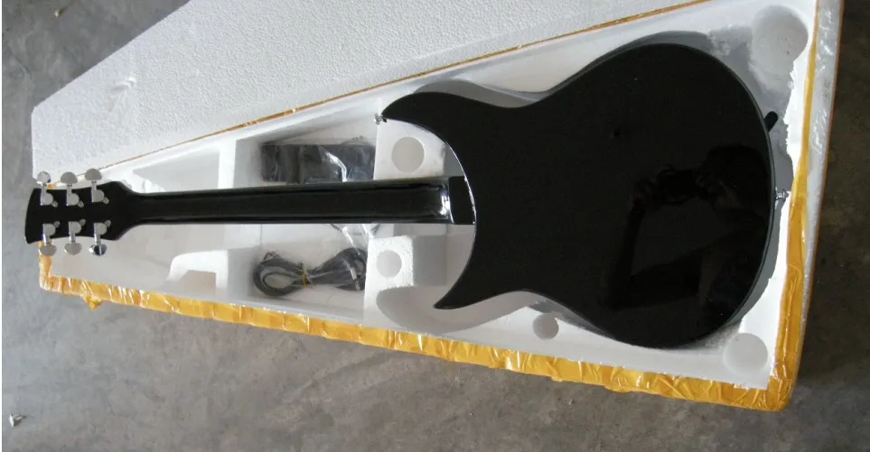 Ķīnas ģitāra rūpnieciski pielāgotu jauno Ricken 325 black Elektriskā Ģitāra, 34 collas ar Bigsby Vibrato 8YUE Attēls 1