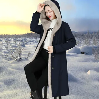 Ir 2021. jaunākās kažokādas ziemas mētelis zaudēt modes samta ūdeļu kažokādu sieviešu garām piedurknēm baltā melnā siltu rudens ziemas modes augšu pirkt \ Jakas & Mēteļi ~ www.xenydancestudio.lv 11